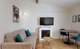 Bluestay 115 - Superbe Appartement A Paris